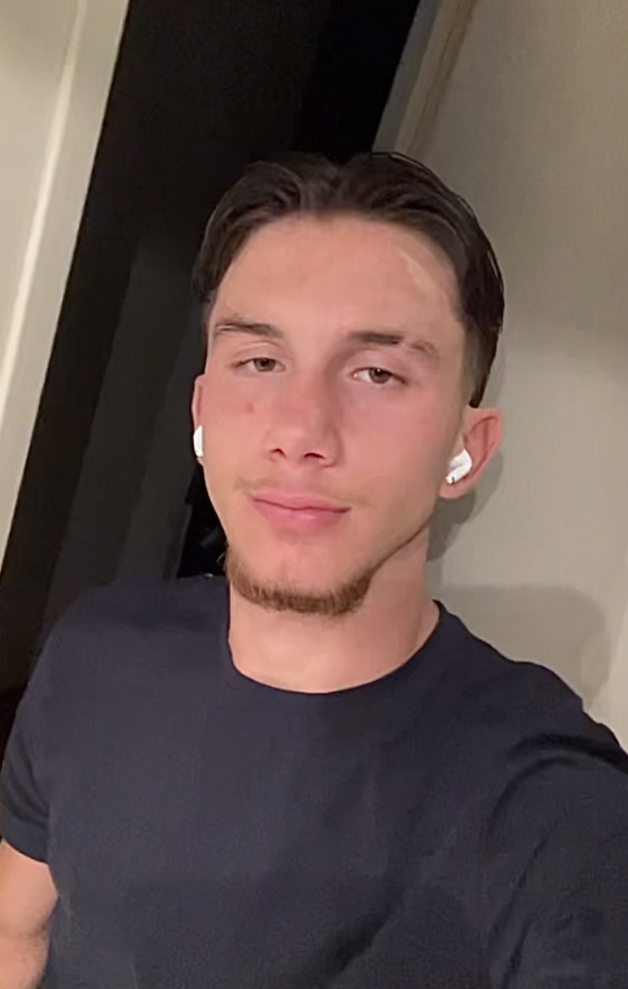 Perfil de Sarhan